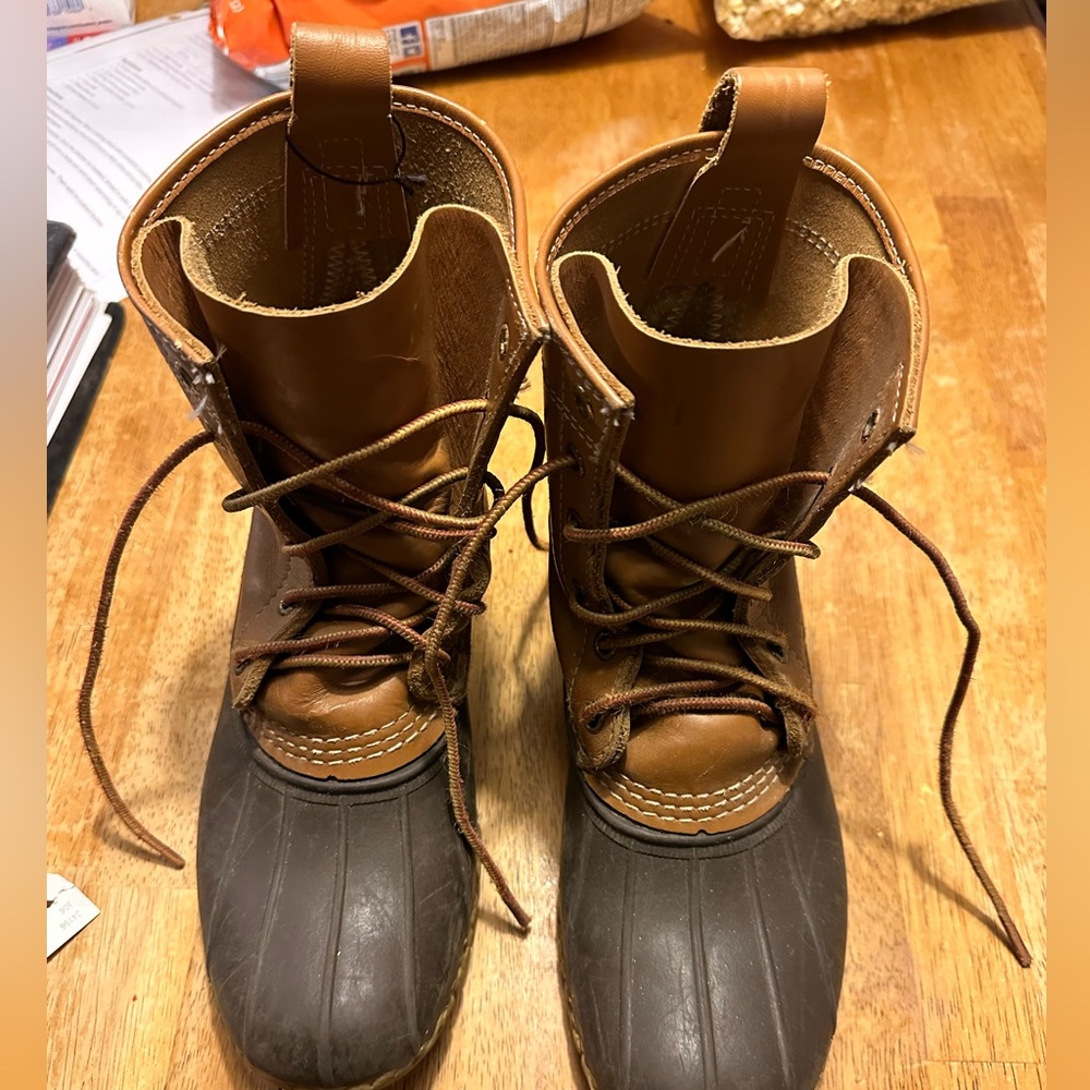 Women’s 7 LLBean unlined boots